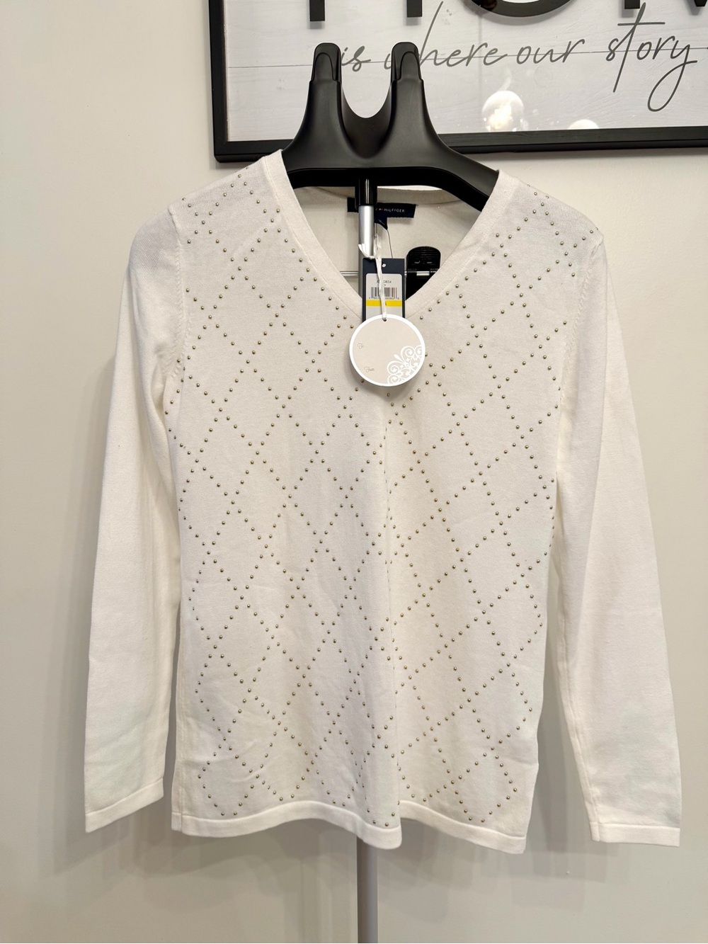 Tommy Hilfiger Women White V-Neck Studded Long Sleeve Sweater M